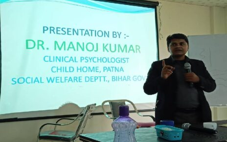डॉ॰ मनोज कुमार ने प्रशिक्षण शीविर में बताया मानसिक स्वास्थ्य के बारे में। आज बिहार लीगल नेटवर्क के तत्वावधान में आयोजित अधिवक्ताओं का राज्...
