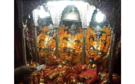 बिहार की राजधानी पटना में स्थित पटन देवी मंदिर शक्ति और उपासना का प्रमुख केंद्र माना जाता है। देवी भागवत और तंत्र चूड़ामणि के अनुसार, स...