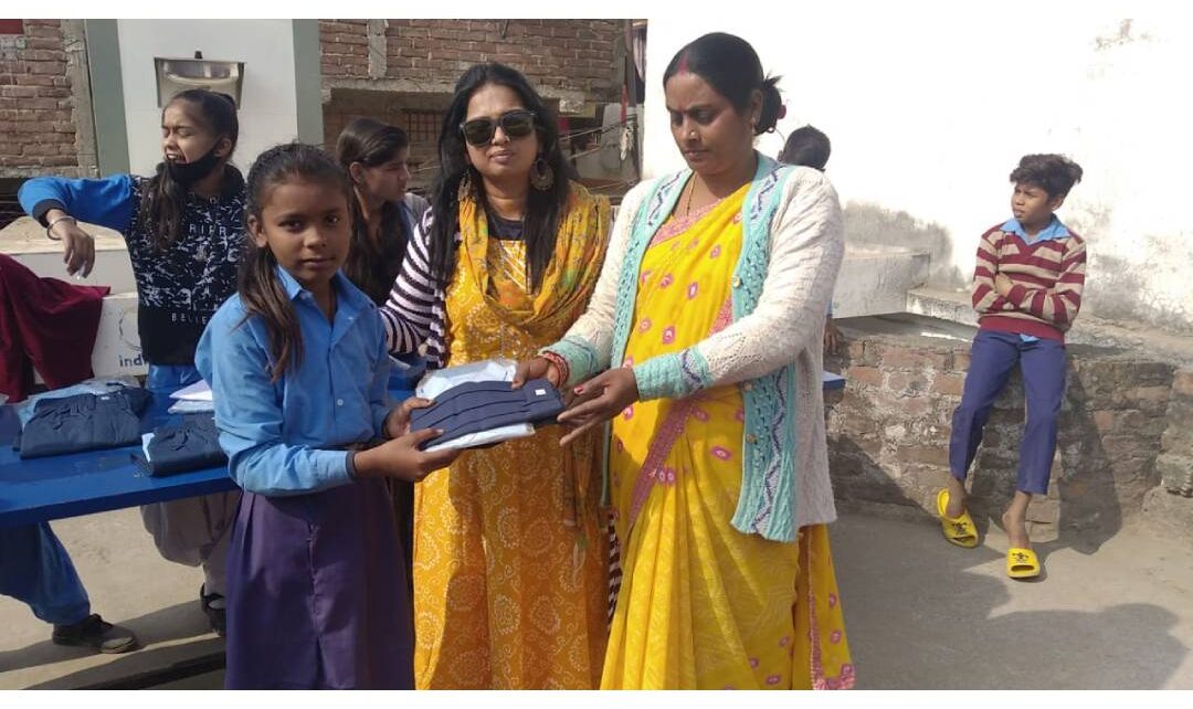 राजधानी पटना के मध्य विद्यालय सिपारा में 100 से अधिक बच्चों के बीच स्कूल ड्रेस का वितरण किया गया। इस कार्यक्रम का संयोजन राजकीय सम्मान...