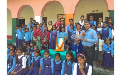 विश्वकवि गुरुदेव शीतलपुर स्कूल में गुरुदेव रवींद्रनाथ टैगोर की जयंती पर संगोष्ठी का आयोजन की जयंती 7 मई को है इस दिन रविवार अवकाश होने के ...