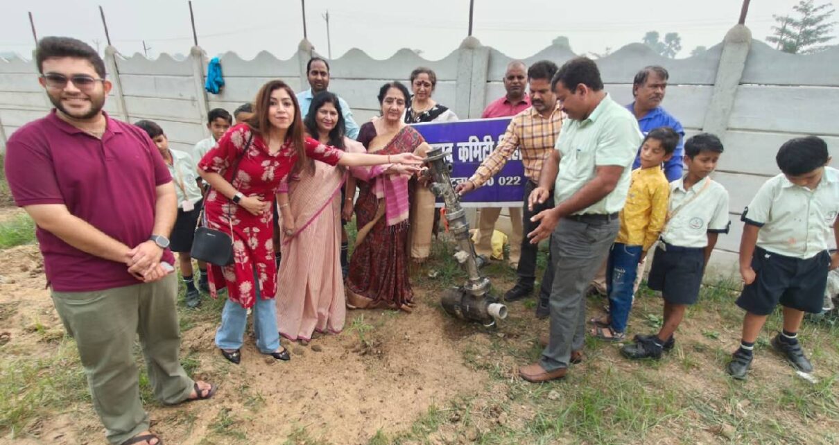 देवोत्थान एकादशी और तुलसी विवाह के उपलक्ष्य में लिट्रा पब्लिक स्कूल , मौजीपुर मुख्य ब्रांच में वृहद रूप से वृक्षारोपन कार्यक्रम का आयोजन क...