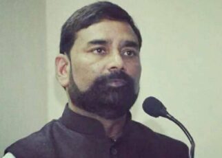 जदयू के राष्ट्रीय प्रवक्ता और ग्लोबल कायस्थ कांफ्रेंस के ग्लोबल अध्यक्ष राजीव रंजन प्रसाद को उच्च जातियों के विकास के लिए बने राज्य आयोग क...